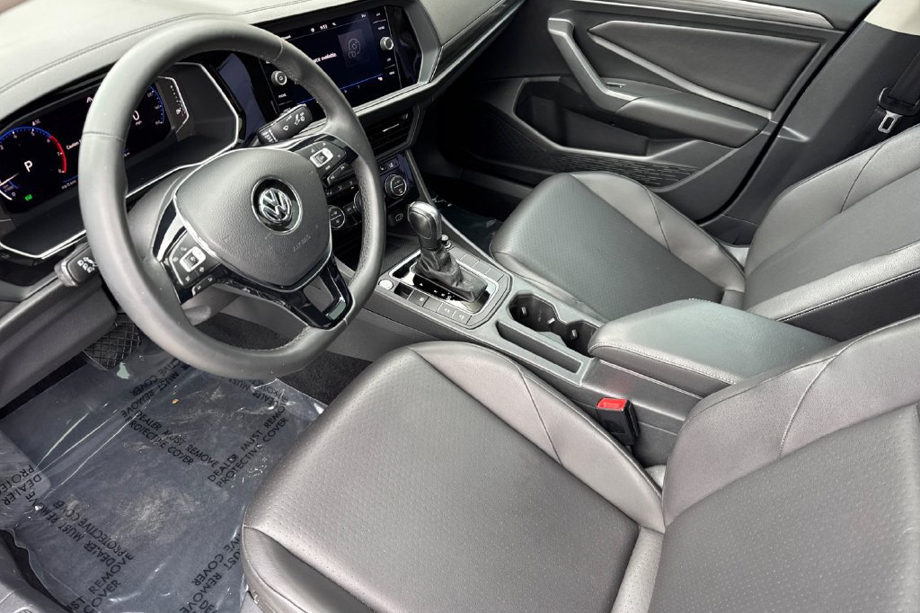 Used 2020 Volkswagen Jetta SEL FWD image 3