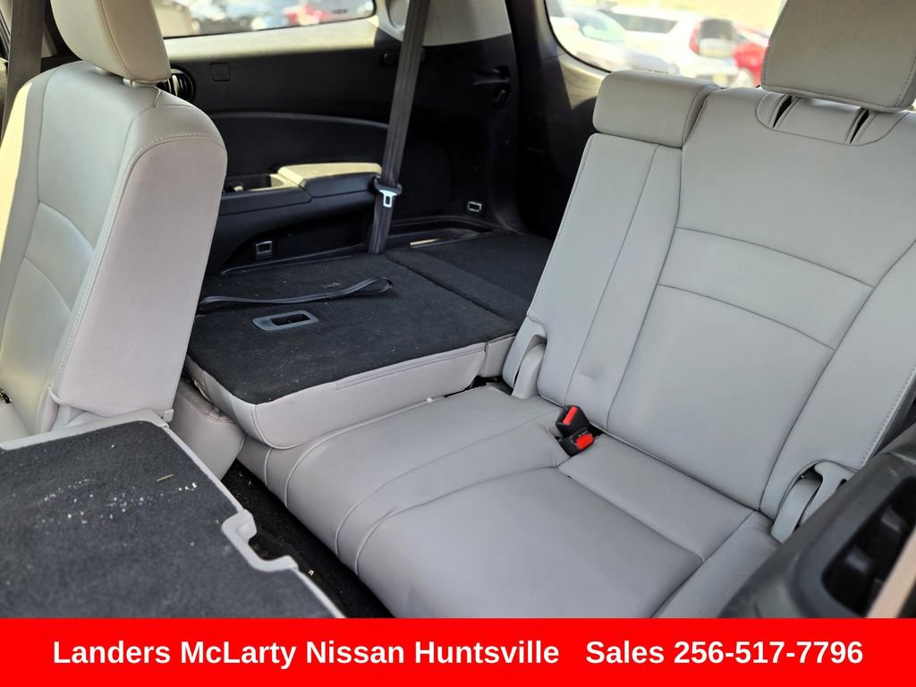 Used 2021 Honda Pilot Touring image 14