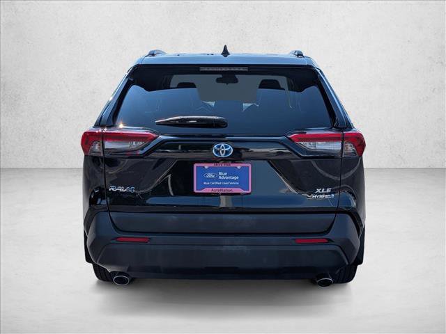 Used 2021 Toyota RAV4 XLE Premium AWD/4WD image 7