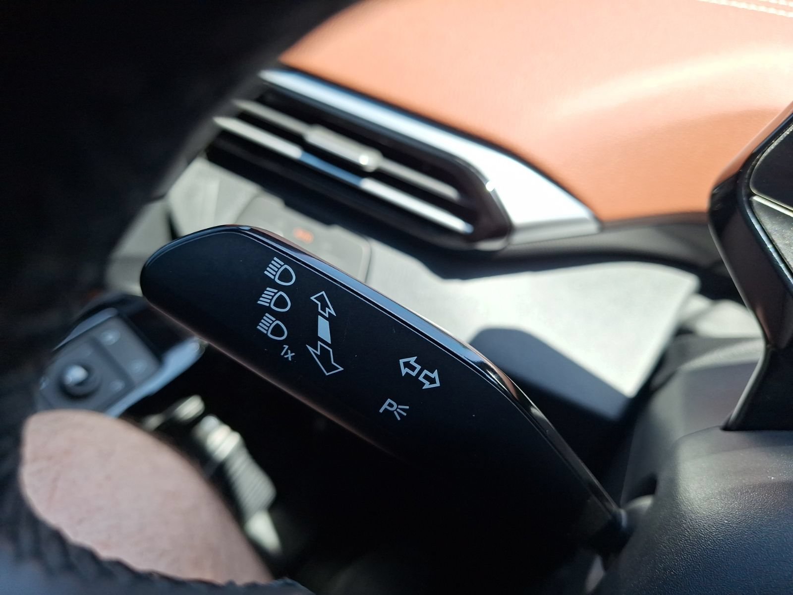 Used 2022 Volkswagen ID.4 Pro S AWD/4WD image 22