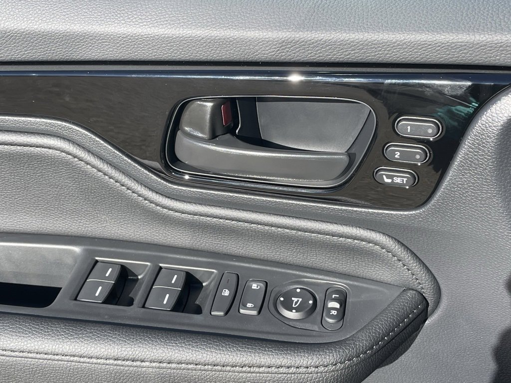 New 2026 Honda Odyssey Touring image 32