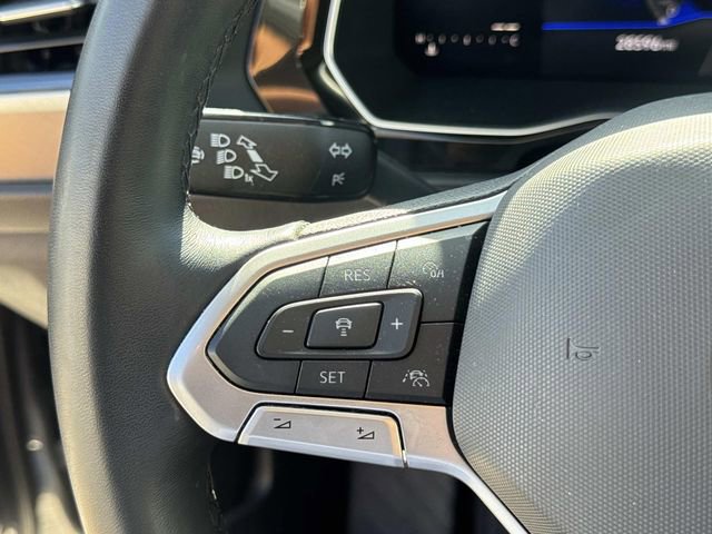 Certified 2022 Volkswagen Jetta SE image 15