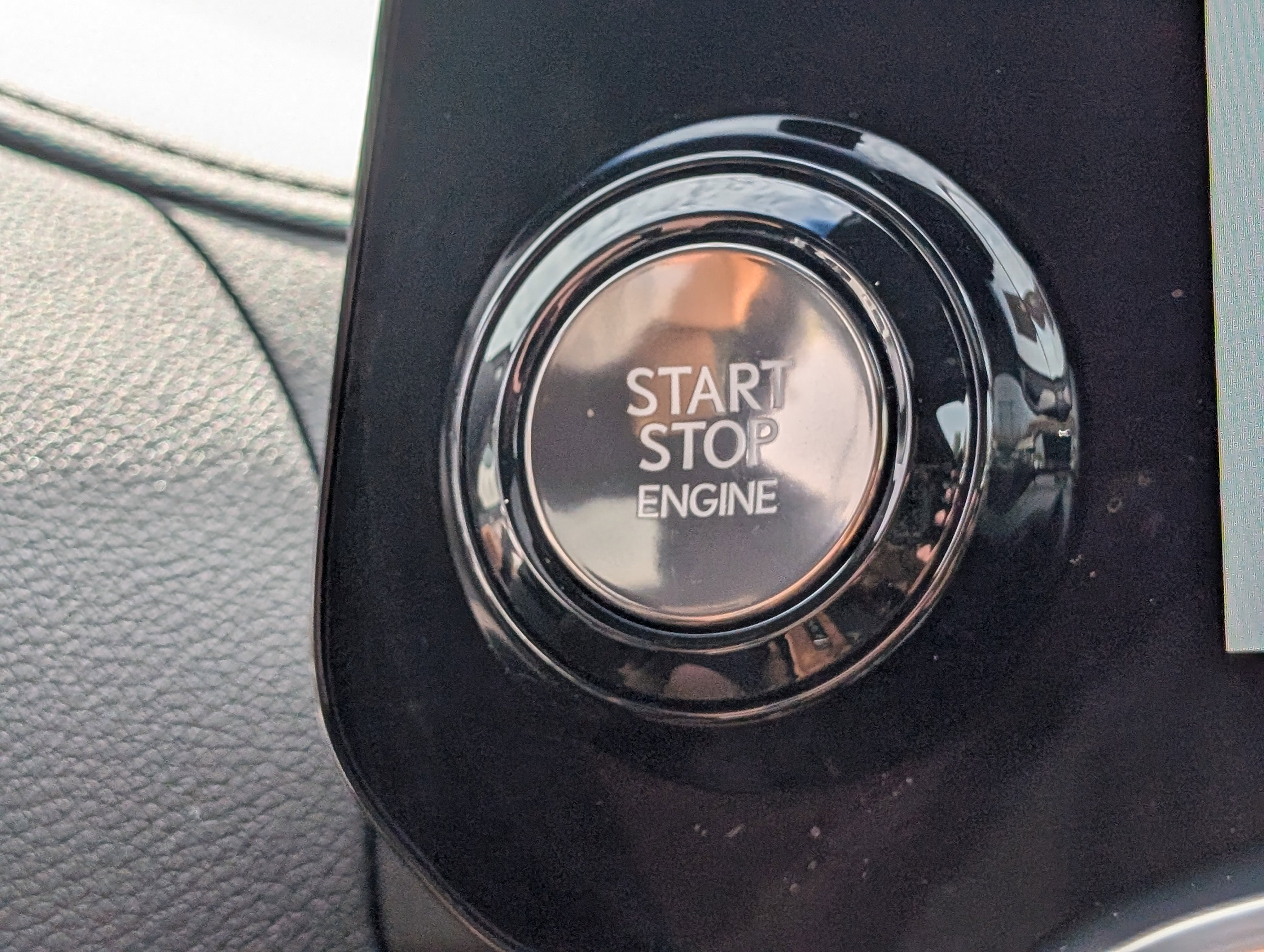 Used 2024 Lexus LX 600 4WD w/ Appearance Package image 31