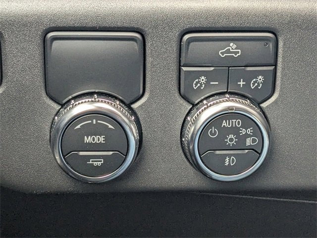 Used 2024 GMC Sierra 1500 Elevation image 25