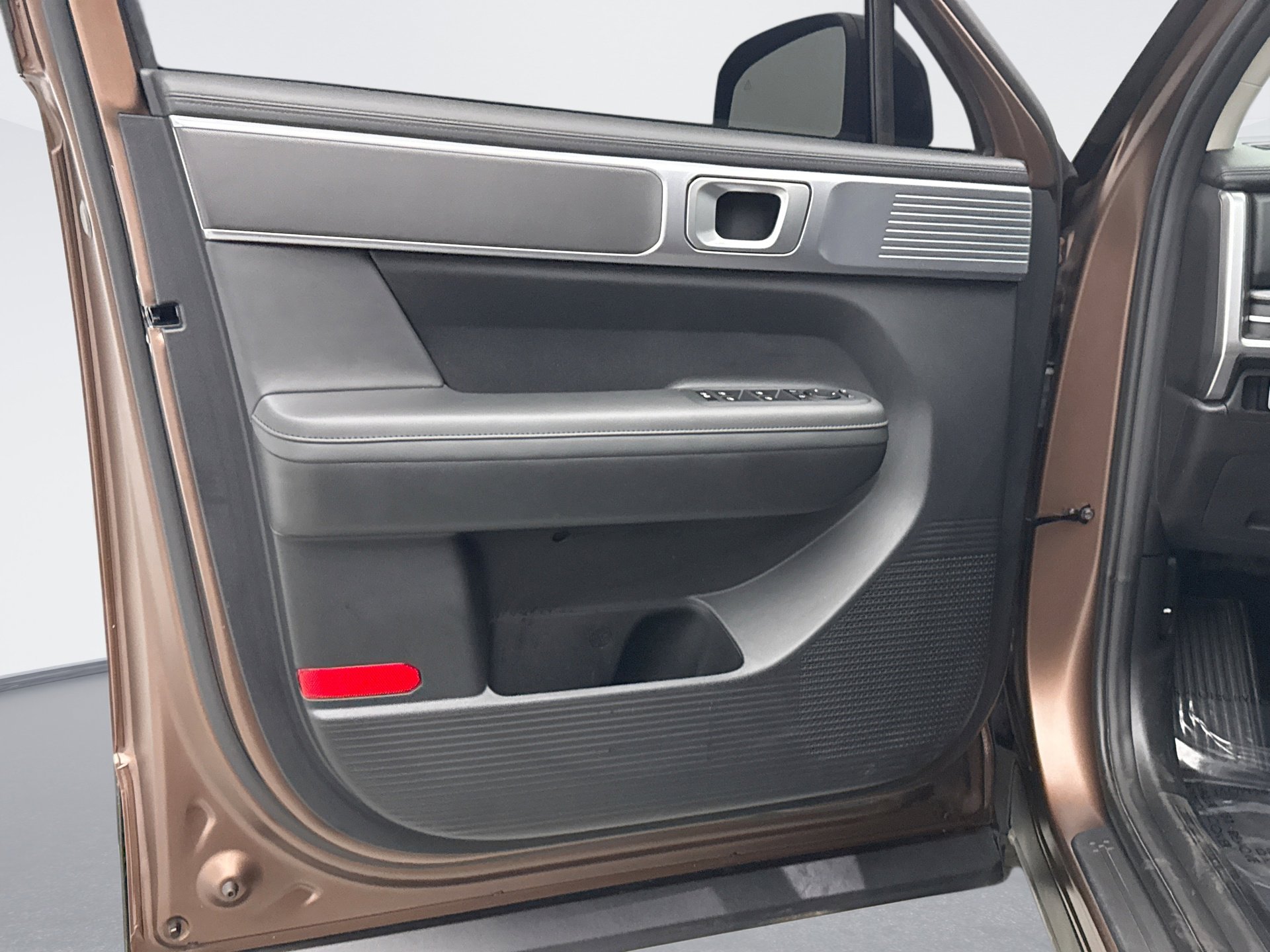 Used 2025 Hyundai Santa Fe XRT image 9