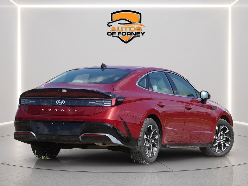 Used 2025 Hyundai Sonata SEL FWD image 4
