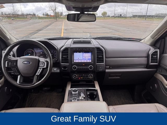 Used 2019 Ford Expedition Limited w/ Equipment Group 302A AWD/4WD image 16