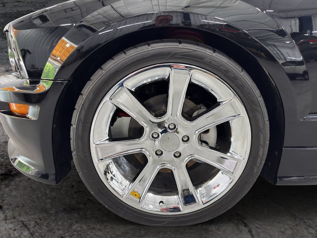 Used 2006 Ford Mustang GT RWD image 15