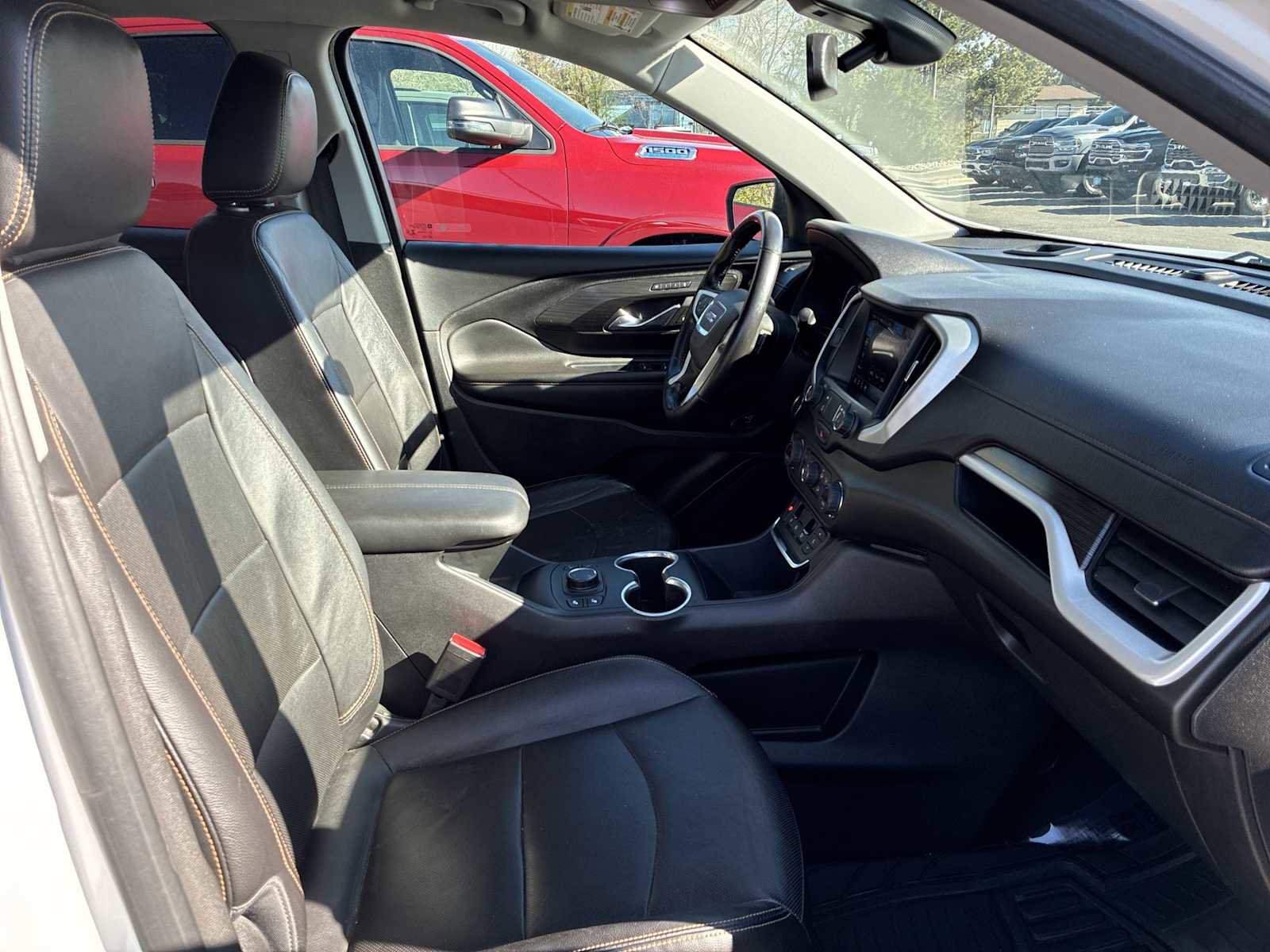 Used 2021 GMC Terrain SLT AWD/4WD image 25