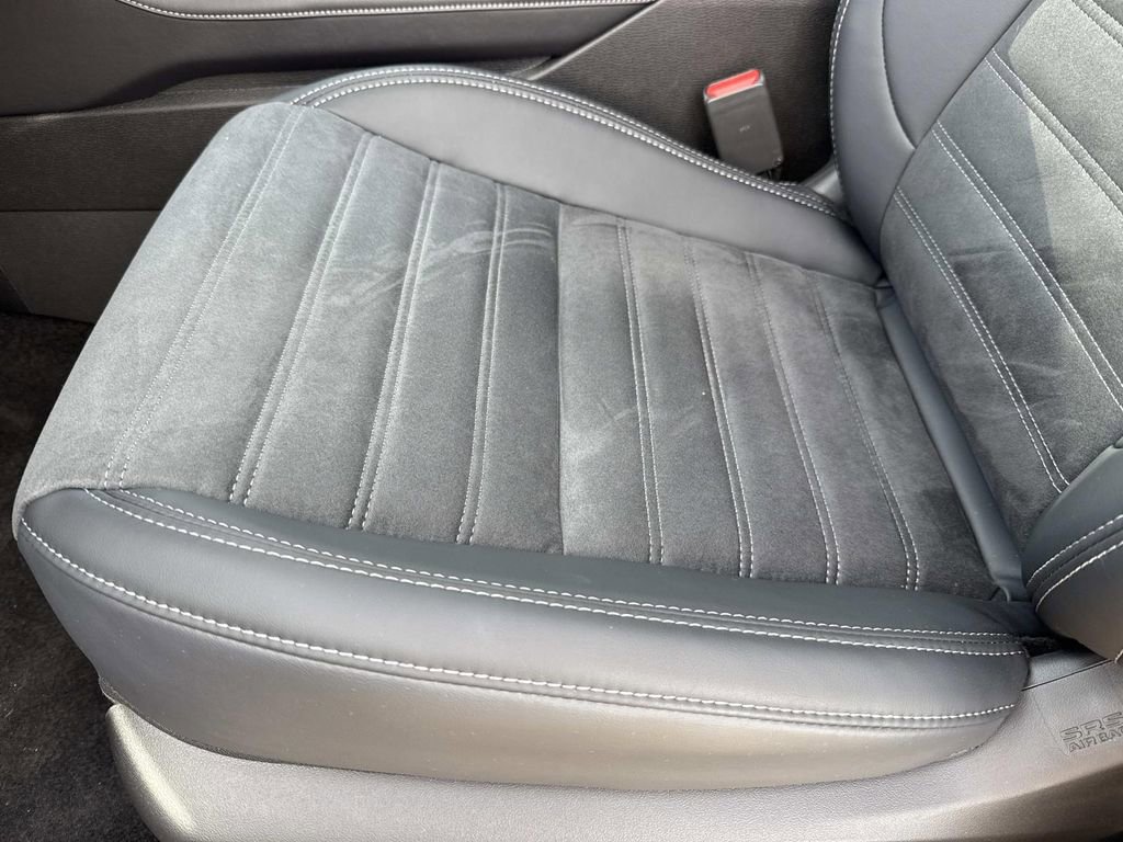 New 2026 Mitsubishi Outlander SE image 24