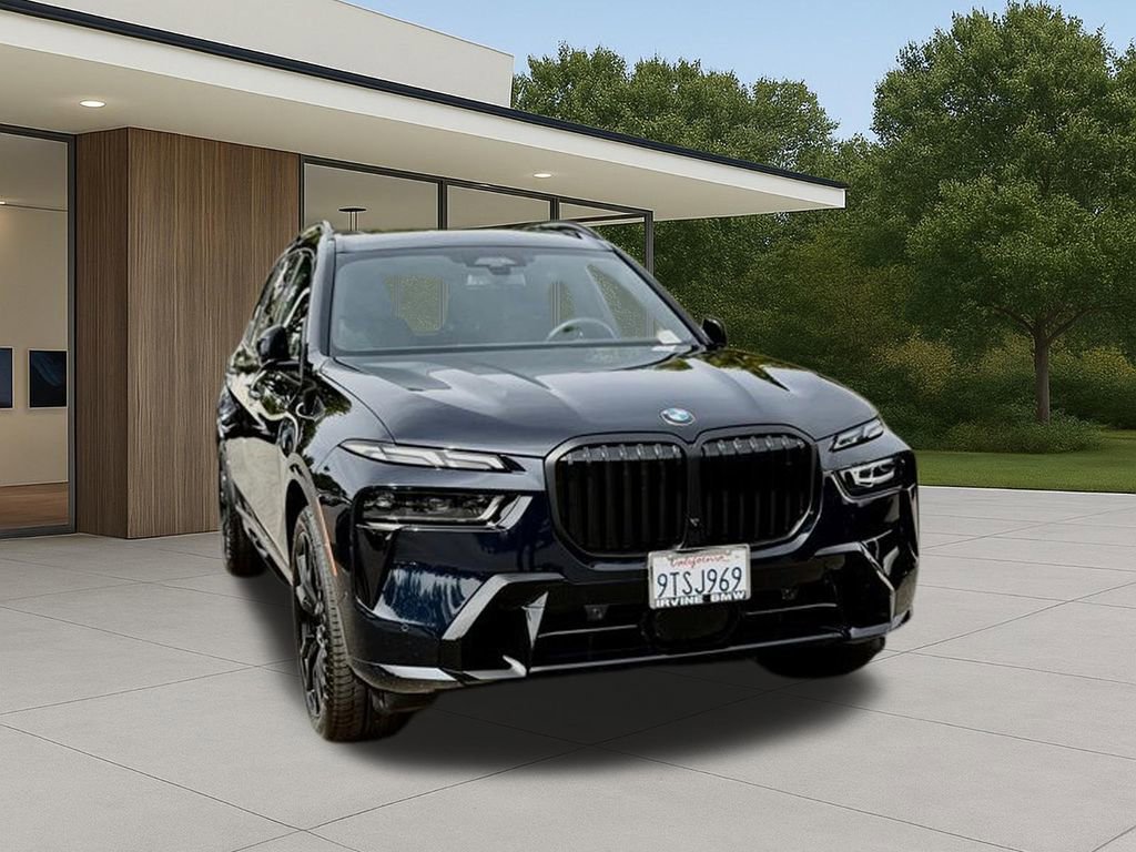 Used 2026 BMW X7 xDrive40i w/ M Sport Package AWD/4WD image 5