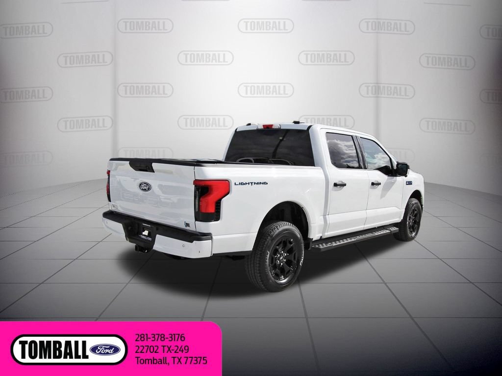 Used 2025 Ford F150 Lightning XLT AWD/4WD image 7