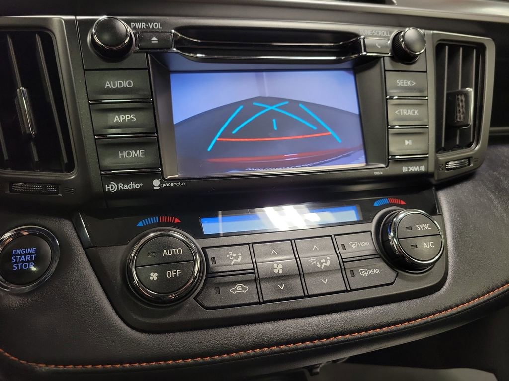 Used 2018 Toyota RAV4 SE w/ Power Extra Value Package image 17