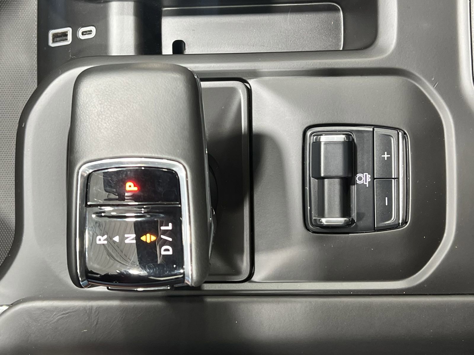 Used 2024 GMC Sierra 1500 Denali Ultimate AWD/4WD image 20