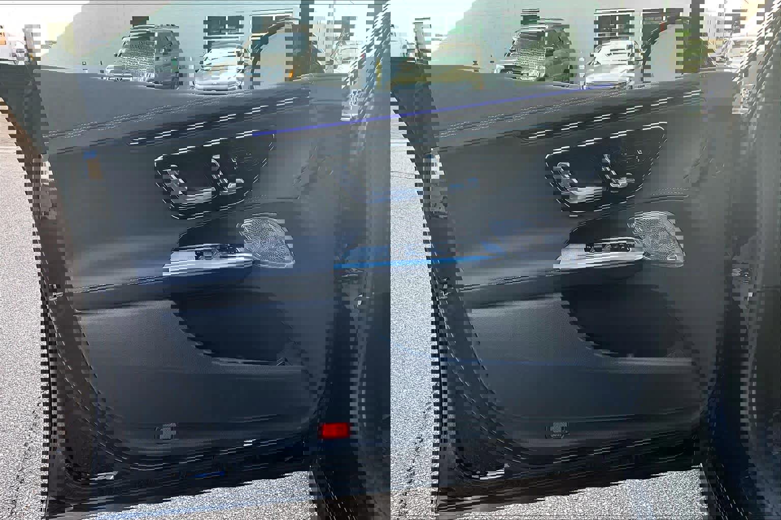 Used 2024 Mercedes-Benz EQE 350+ 4MATIC Sedan w/ Driver Assistance Package image 21