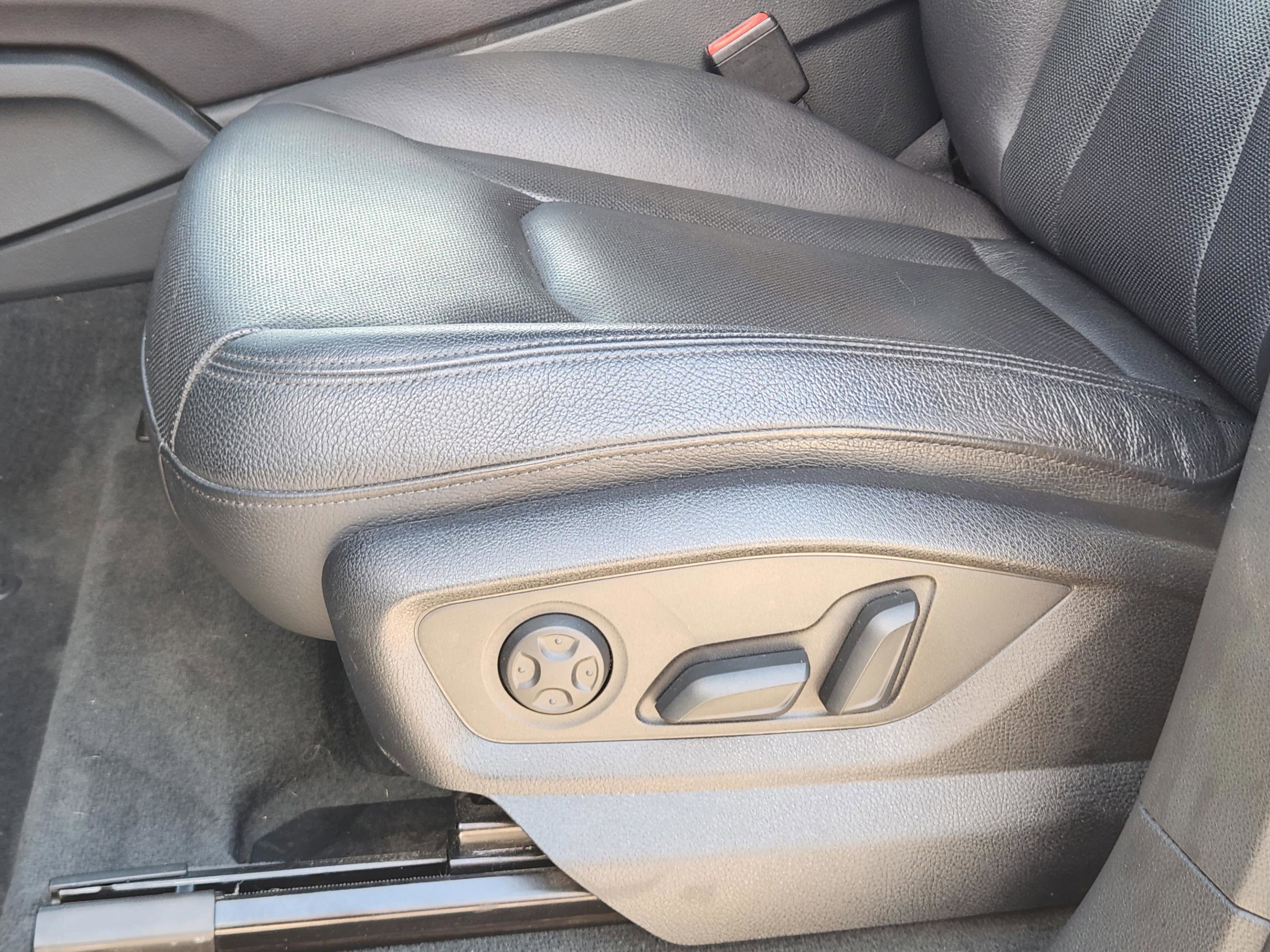 Used 2018 Audi Q7 3.0T Premium Plus AWD/4WD image 35