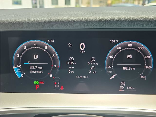 New 2026 Volkswagen Tiguan SE R-Line FWD image 23