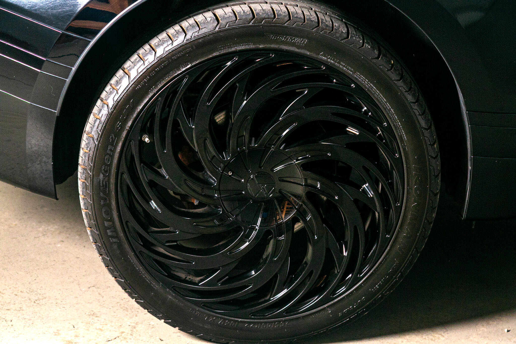 Used 2020 Land Rover Range Rover Velar S image 20