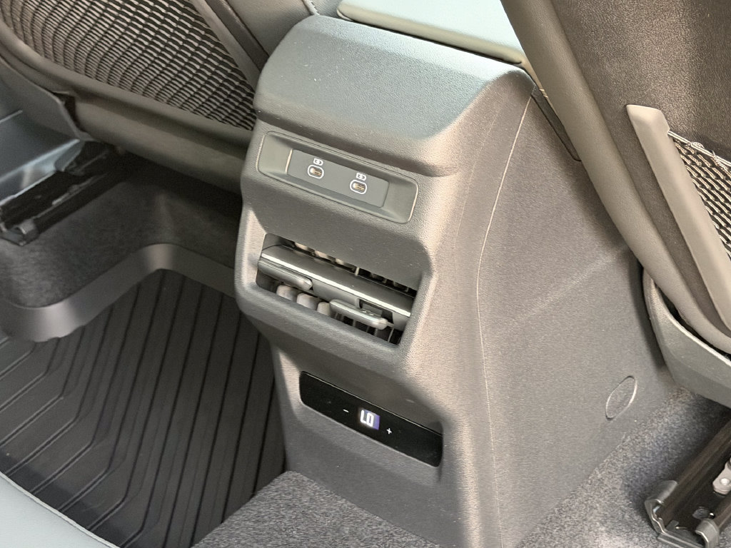 New 2026 Audi Q3 quattro 2.0T AWD/4WD image 12
