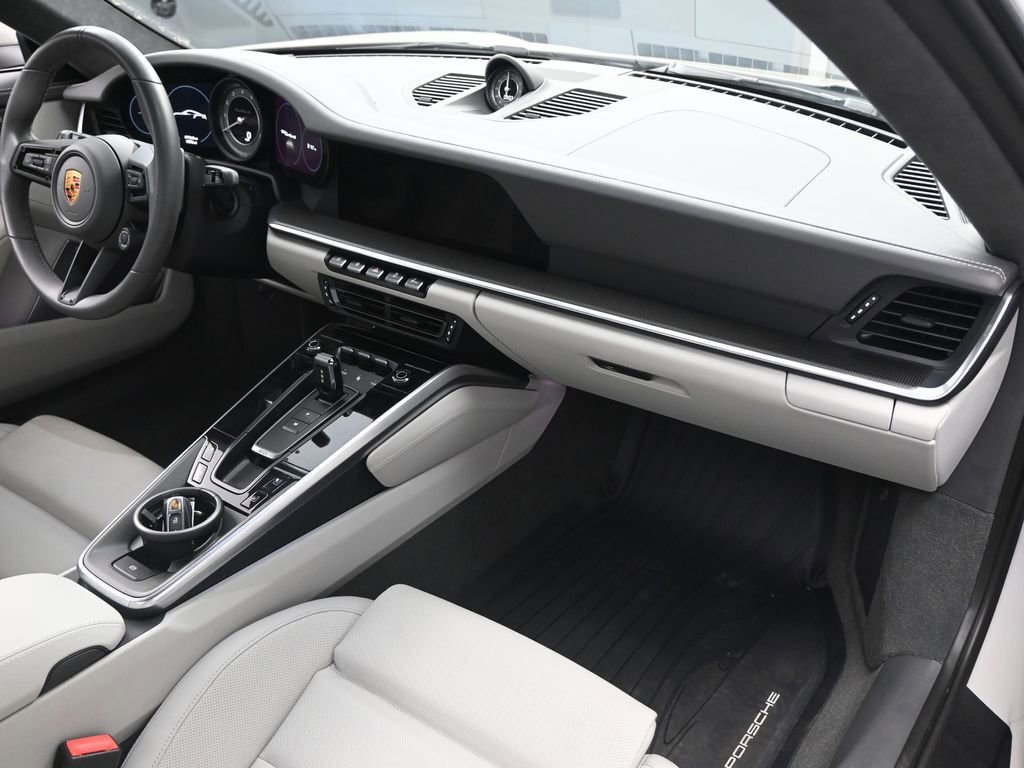 Certified 2022 Porsche 911 Turbo S AWD/4WD image 11
