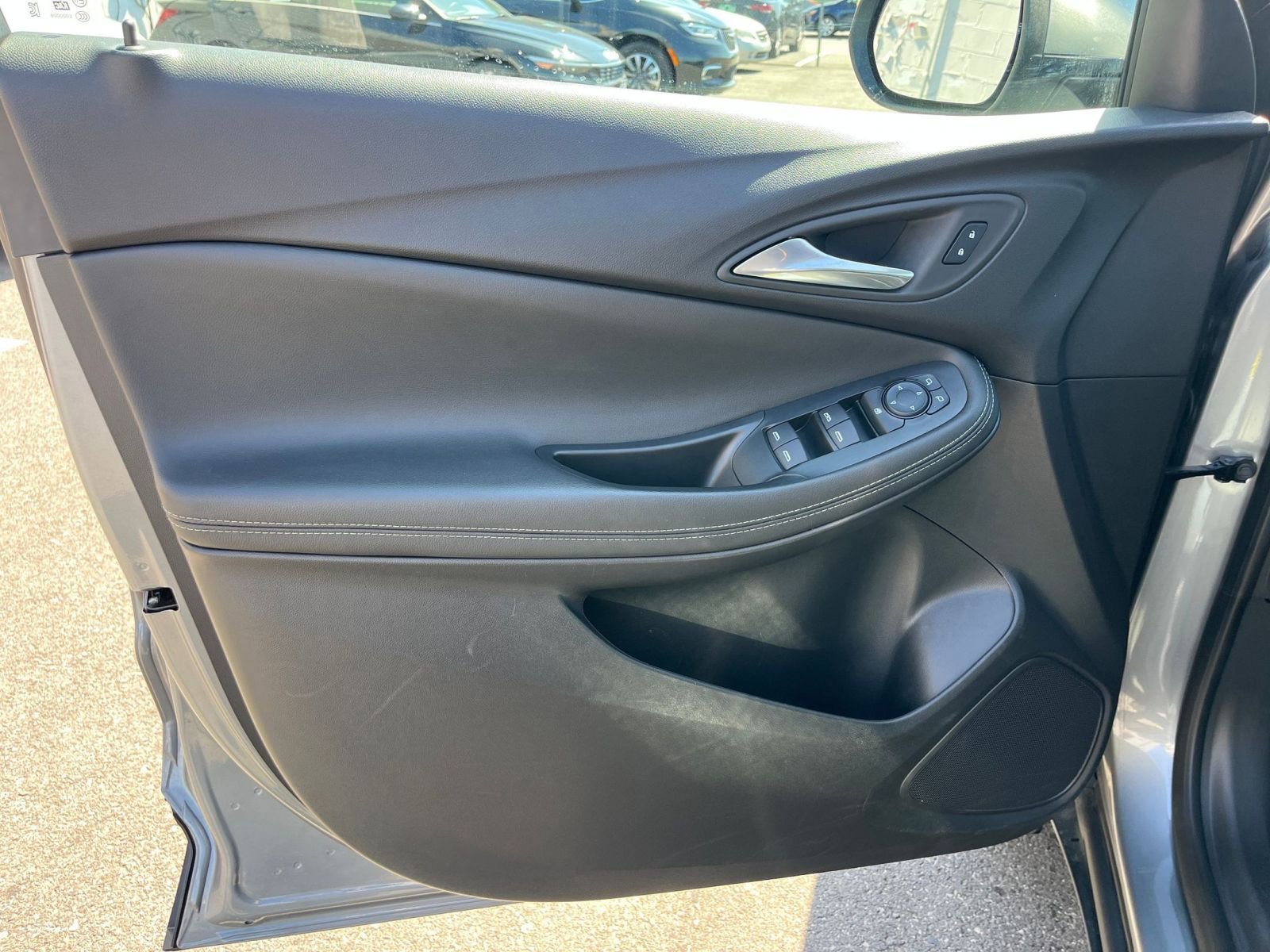 Used 2025 Buick Encore GX Preferred image 18