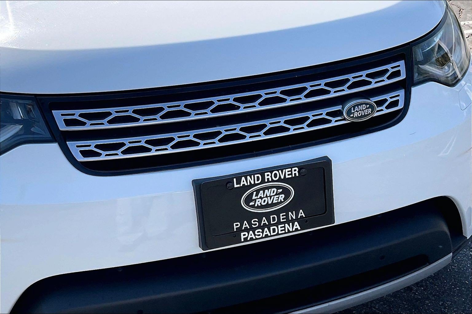 Used 2019 Land Rover Discovery HSE AWD/4WD image 31