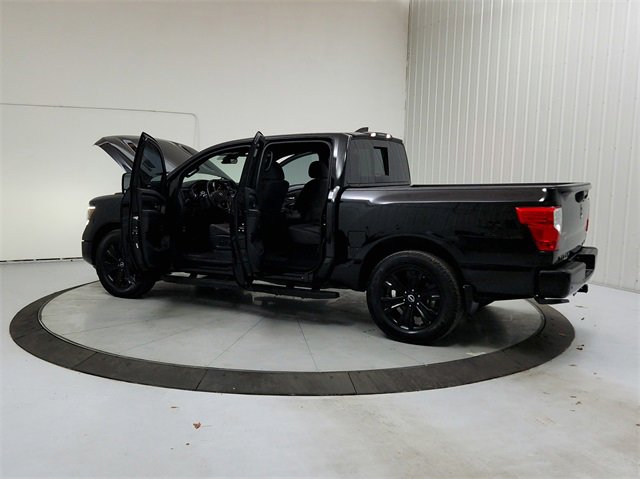 Used 2023 Nissan Titan SV w/ SV Convenience Package image 13