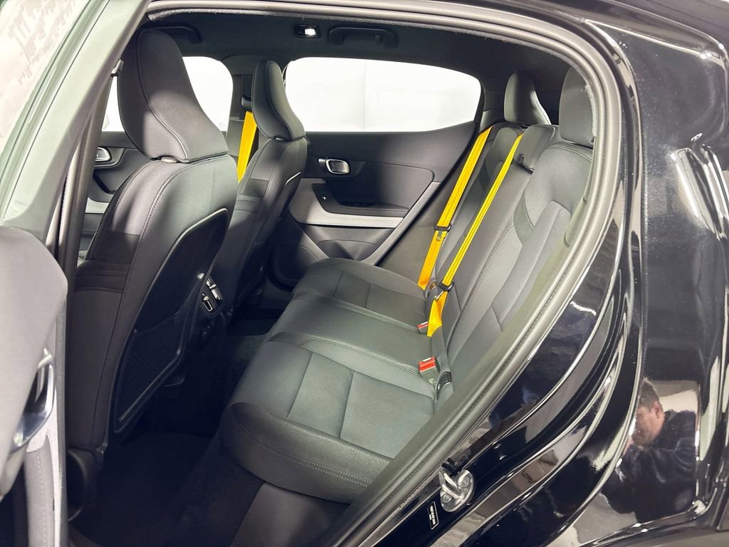 Used 2023 Polestar Polestar 2 w/ Pilot Pack image 21