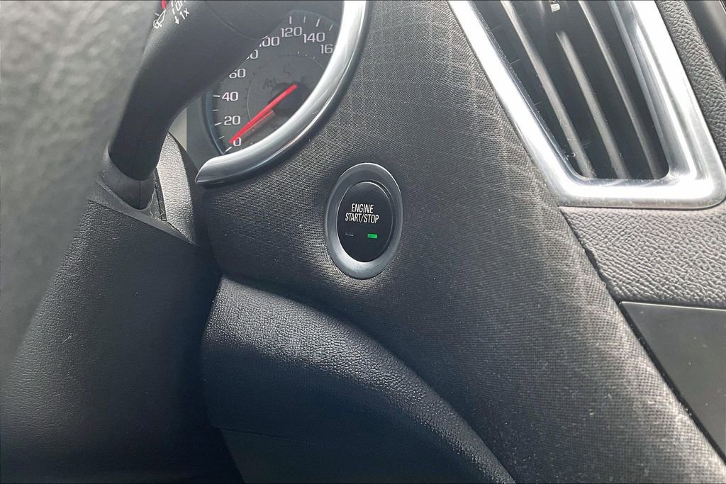 Used 2019 Chevrolet Malibu LT FWD image 21