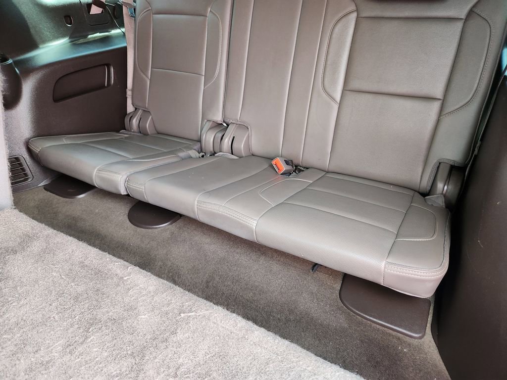 Used 2015 GMC Yukon XL Denali w/ Premium Package AWD/4WD image 10