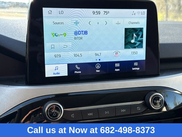 Used 2022 Ford Escape SE w/ SE Sport Appearance Package image 24