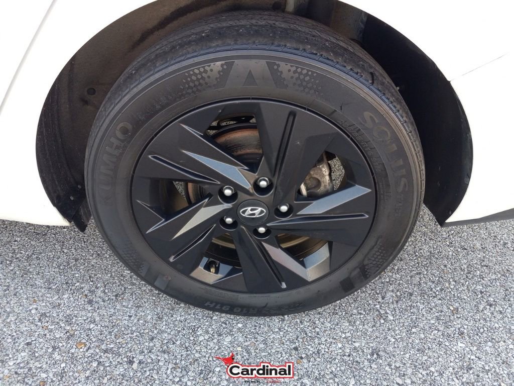Used 2022 Hyundai Elantra SEL w/ Convenience Package image 10