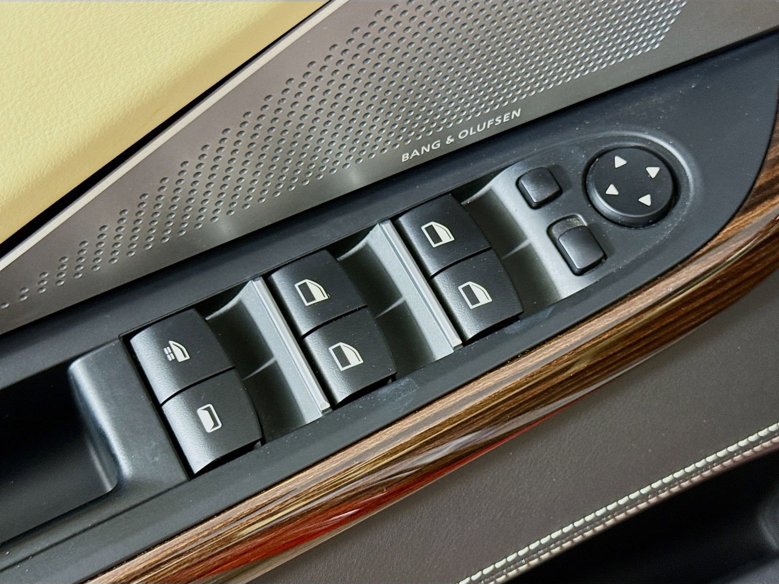 Used 2016 BMW 650i xDrive Convertible image 18