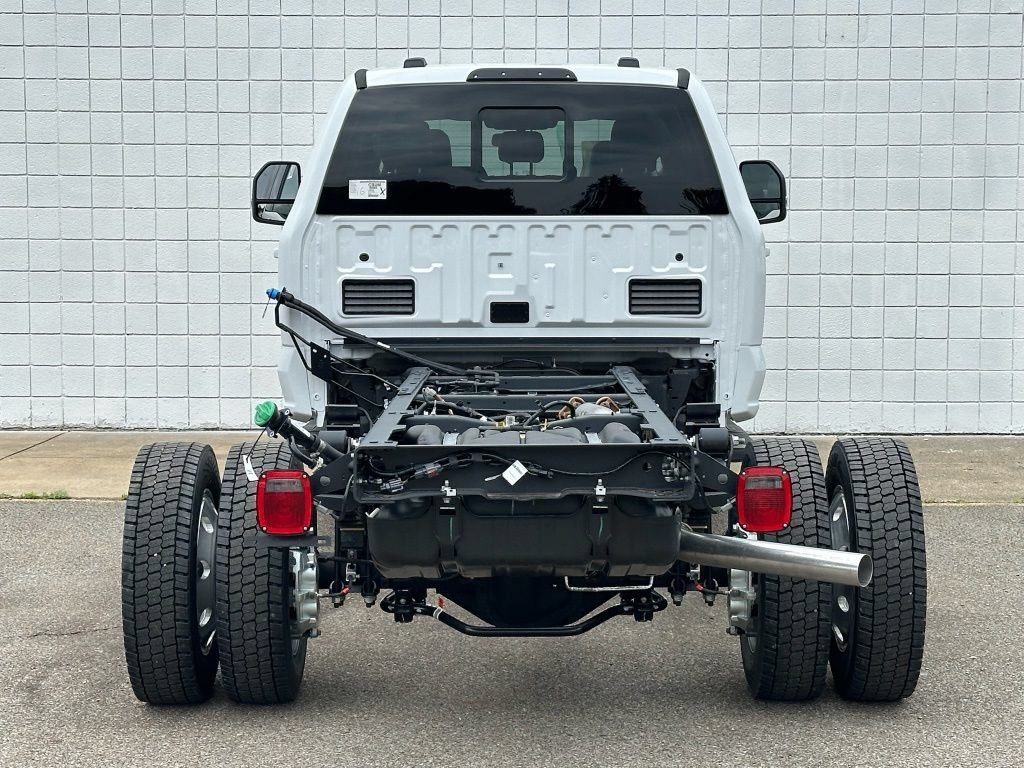 New 2026 Ford F550 4x4 Crew Cab Super Duty image 5