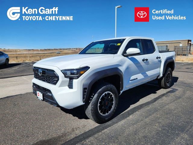 Certified 2024 Toyota Tacoma TRD Off-Road image 1