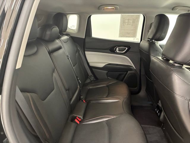 Used 2022 Jeep Compass Limited w/ Elite Group AWD/4WD image 16
