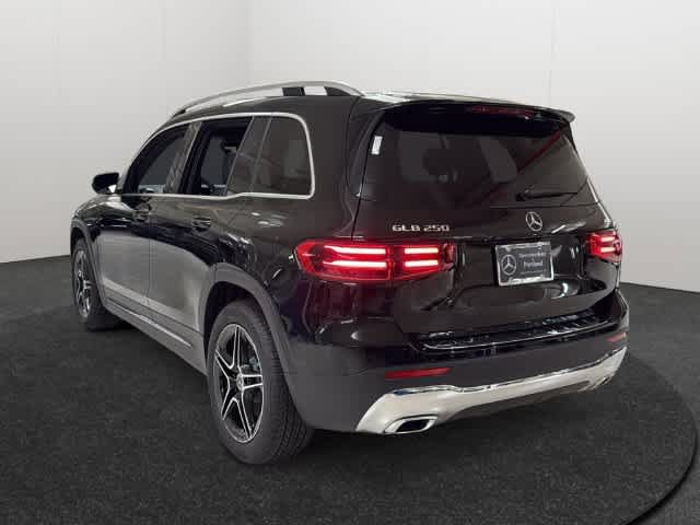 Certified 2026 Mercedes-Benz GLB 250 4MATIC image 4