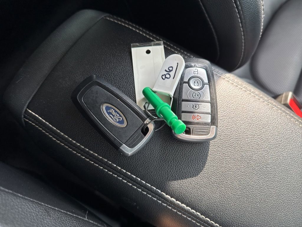 Used 2022 Ford Escape SEL FWD image 54