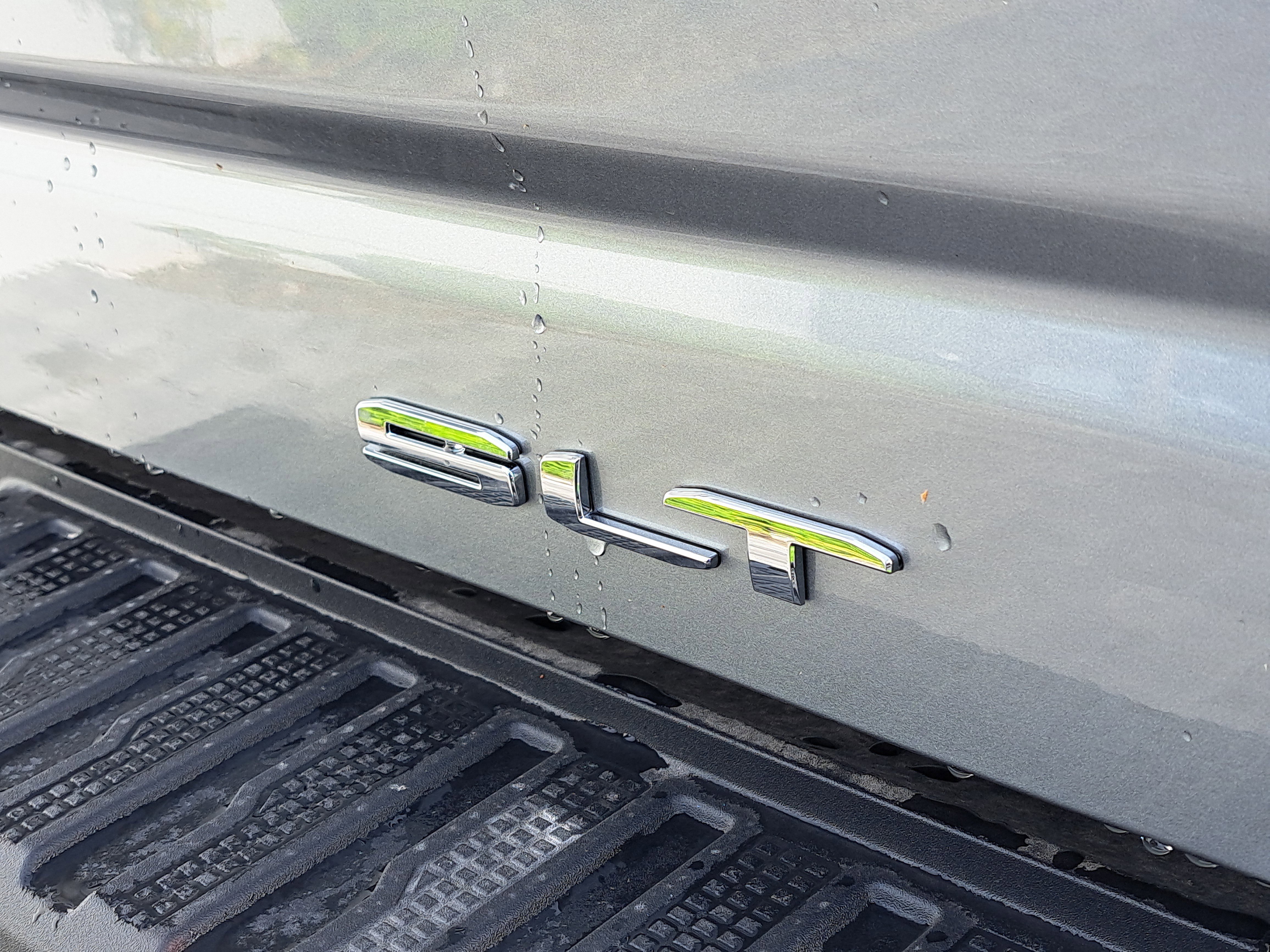 New 2025 GMC Sierra 2500 SLT w/ SLT Premium Package image 7