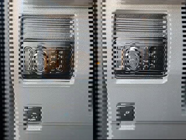 Certified 2024 Ford F250 XL w/ STX Appearance Package image 21