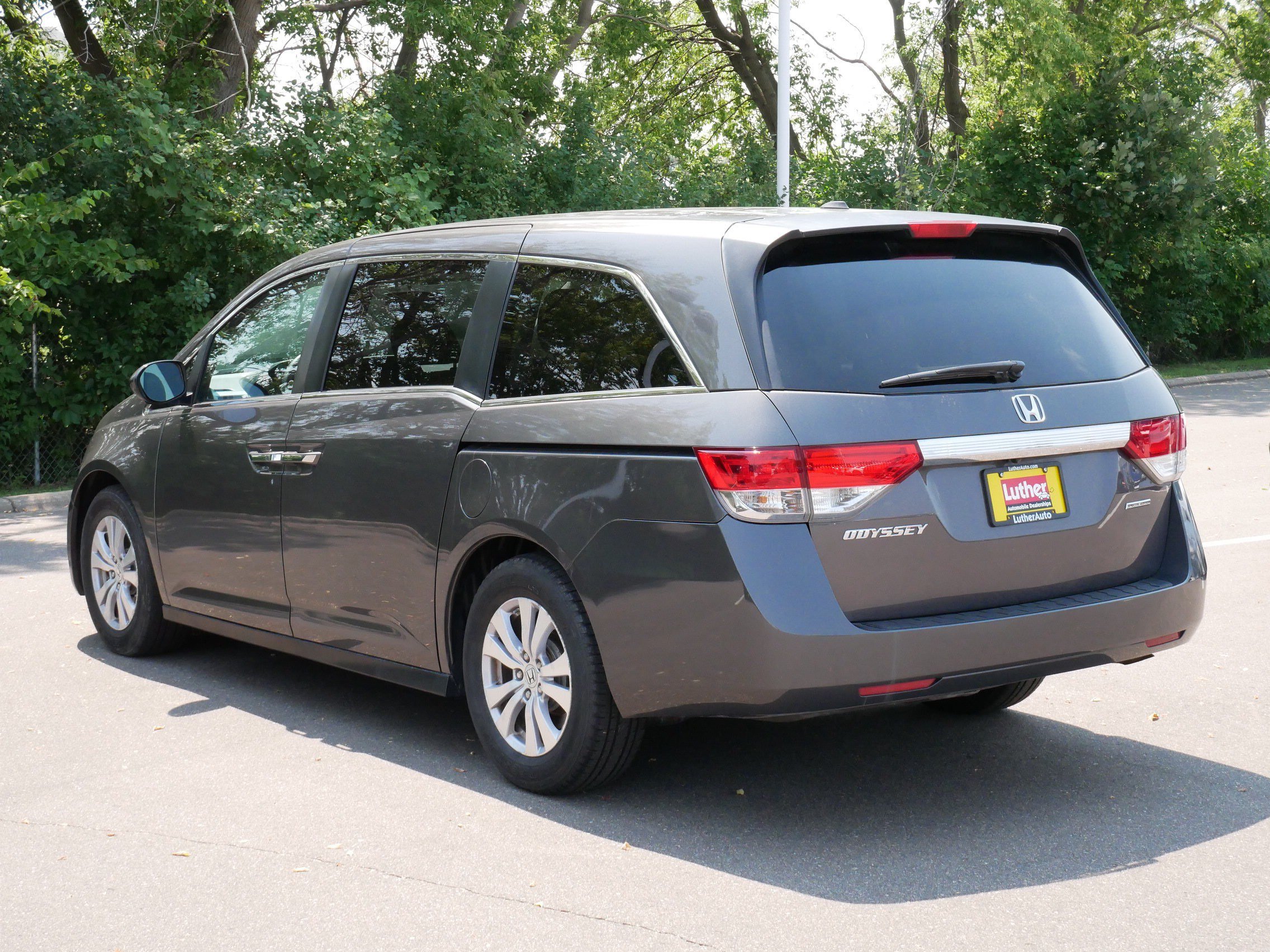 Used 2016 Honda Odyssey SE image 12
