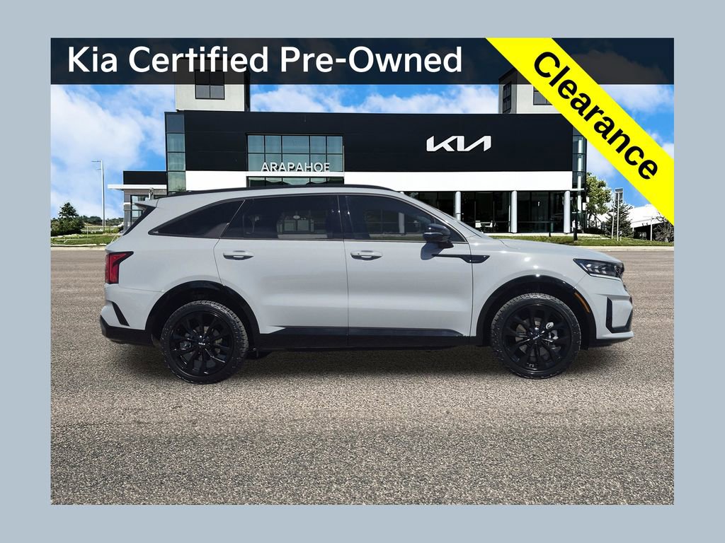 Certified 2023 Kia Sorento SX AWD/4WD image 1
