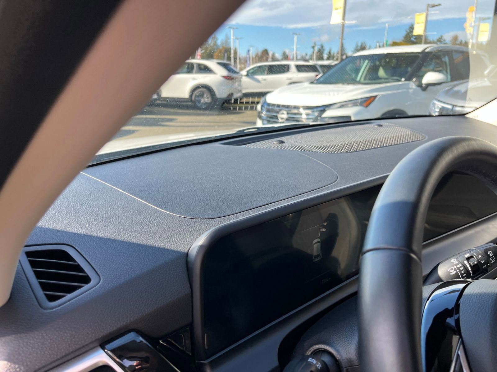 Used 2025 Kia Seltos S image 36