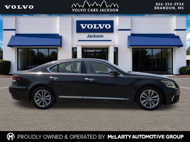 Used 2016 Lexus LS 460 AWD w/ Comfort Package image 3
