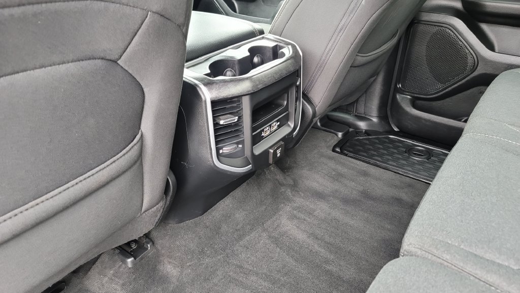Used 2020 RAM 1500 Big Horn AWD/4WD image 26