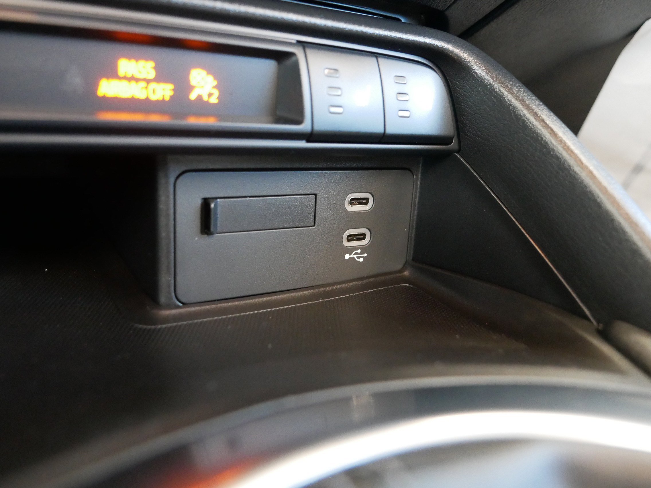 Used 2024 MAZDA MX-5 Miata Club image 33