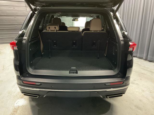 Used 2025 Buick Enclave Preferred w/ LPO, All-Weather Package image 4