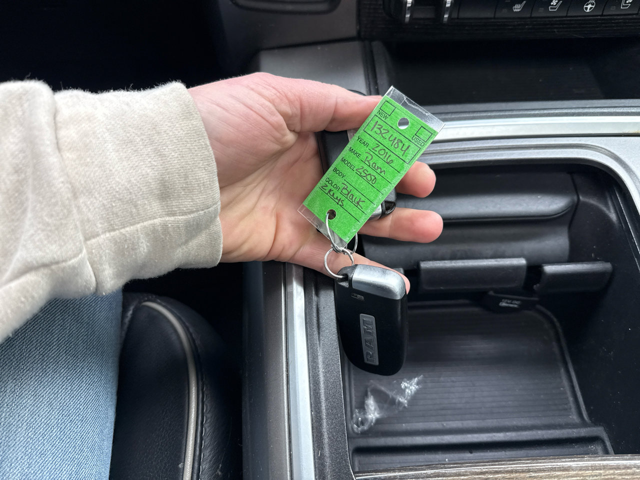 Used 2016 RAM 2500 Limited image 21