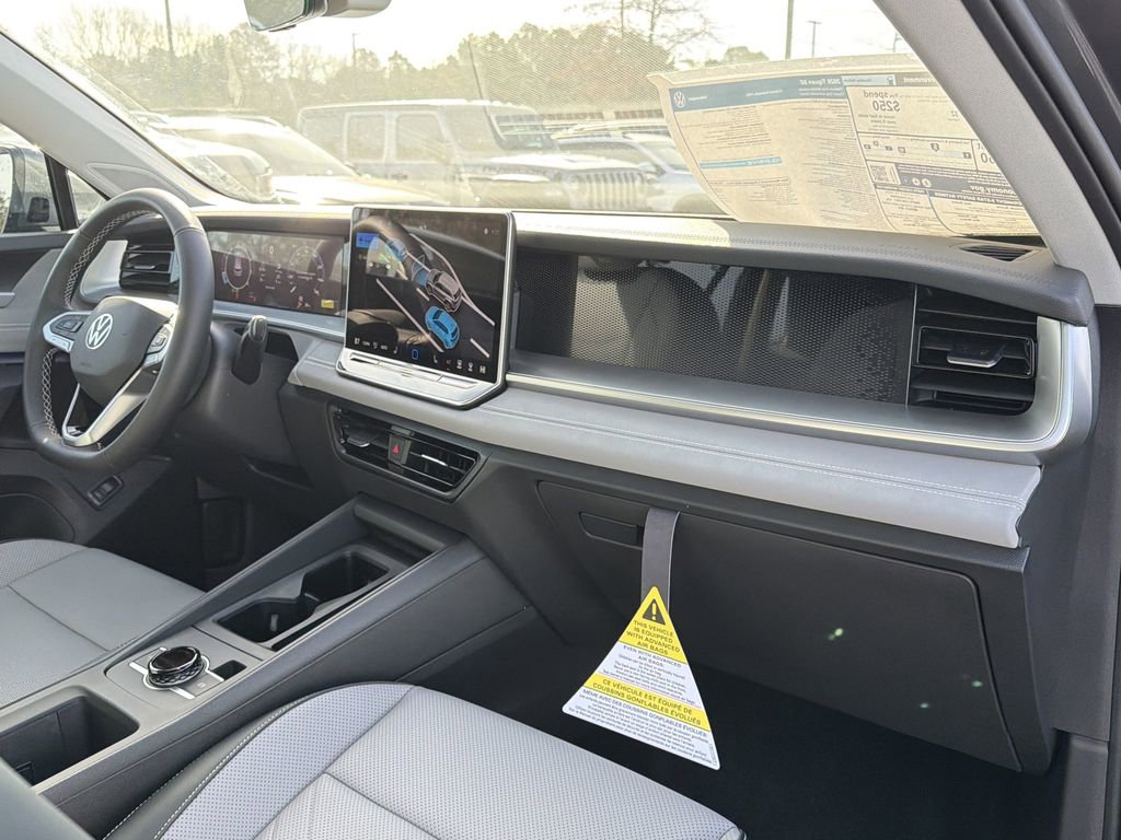 New 2026 Volkswagen Tiguan SE image 21