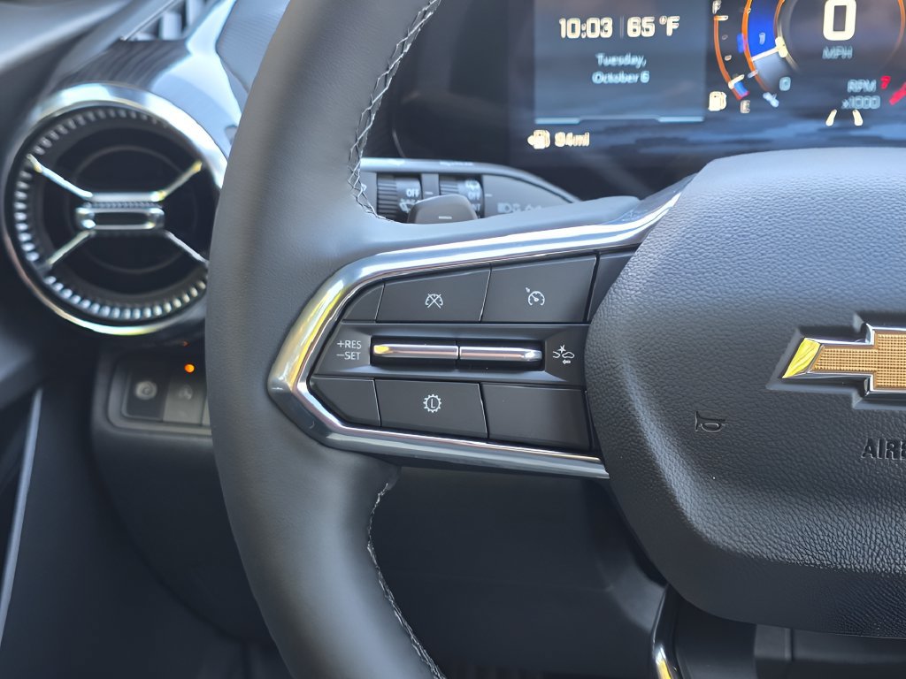 New 2027 Chevrolet Equinox LT FWD image 17